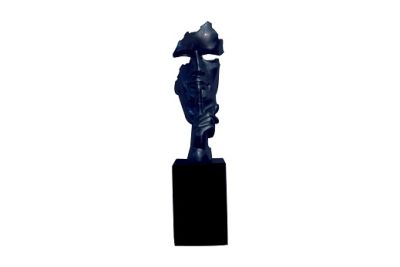 Modrest Black Mask Sculpture